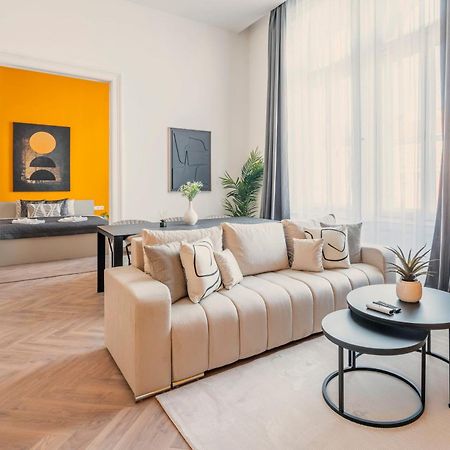 Exclusive Central 3Bedrm Stylish Residence By Prestige Homes Βουδαπέστη Εξωτερικό φωτογραφία