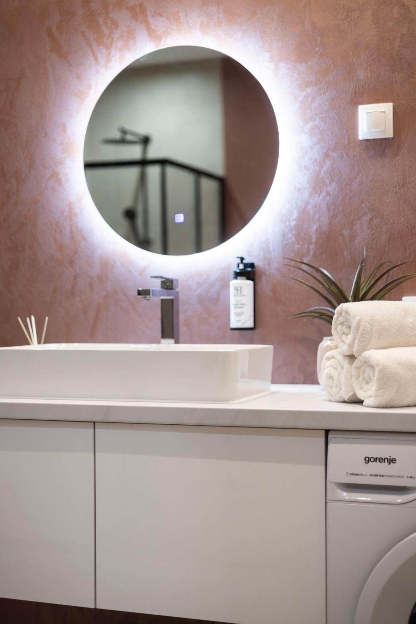 Exclusive Central 3Bedrm Stylish Residence By Prestige Homes Βουδαπέστη Εξωτερικό φωτογραφία
